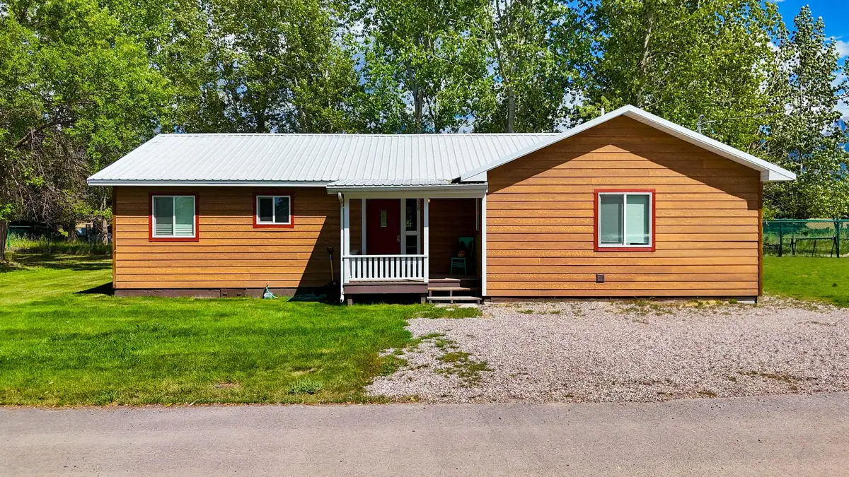 228 4th Avenue Se, Ronan, MT 59864 - Image #1