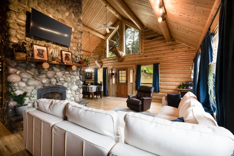 4 Pine Hill Drive, White Sulphur Springs, MT 59645 - Image #2