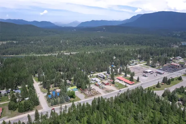 8786 Us Highway 2 E, Hungry Horse, MT 59919