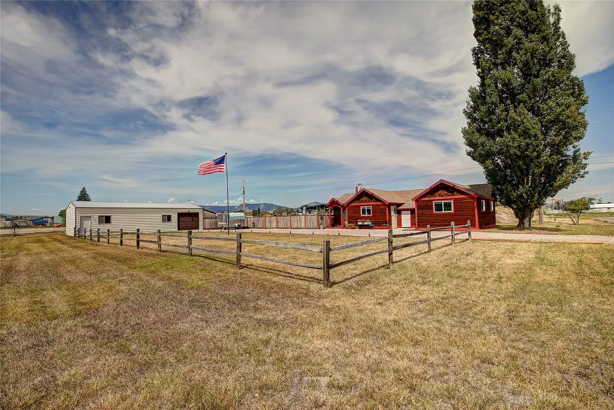 904 4th Street E, Polson, MT 59860 - Image #1