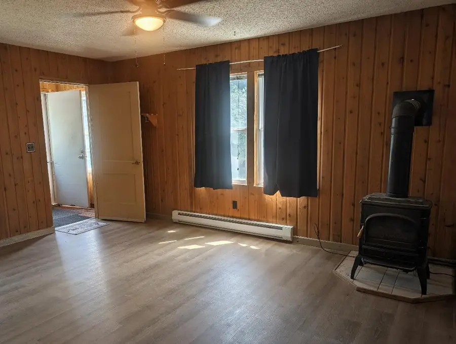 305 8th Avenue N, Shelby, MT 59474 - Image #2