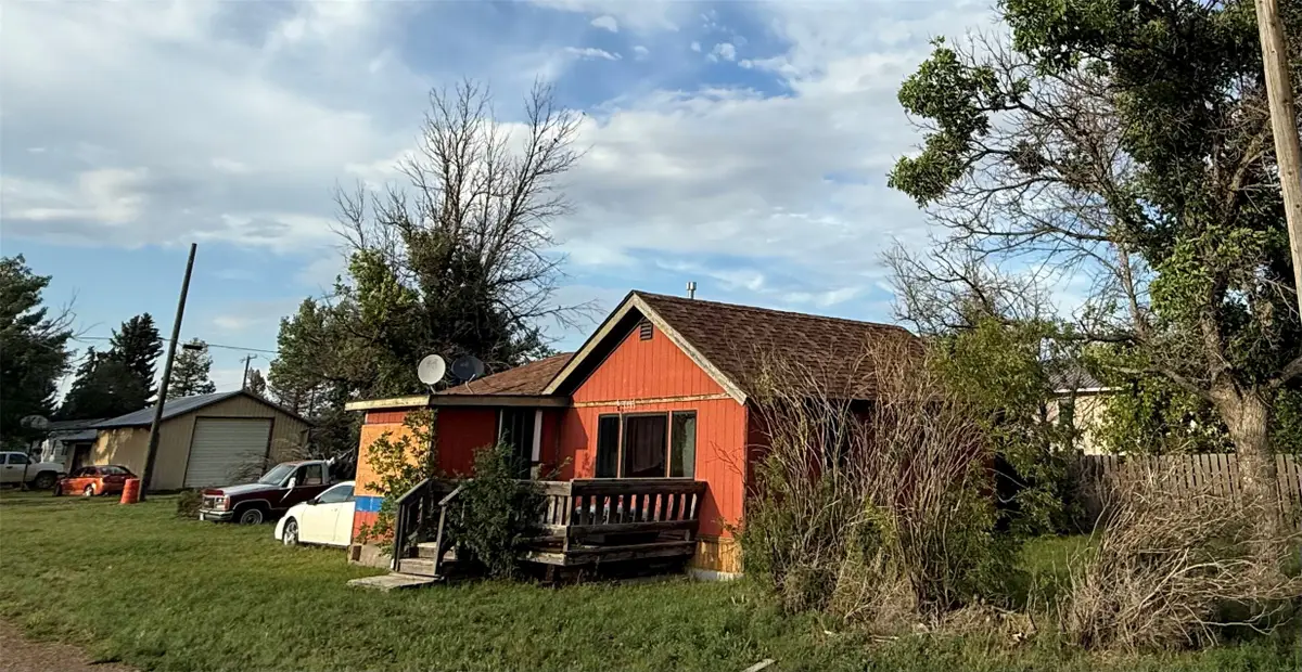 11 N Main Street, Chester, MT 59522 - Image #1