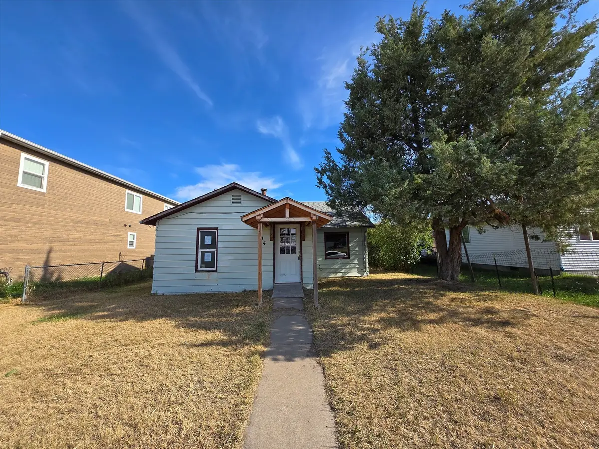 304 10th Avenue W, Polson, MT 59860 - Image #1