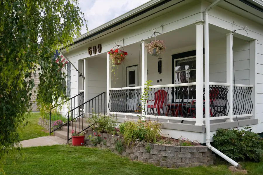 609 Broadway Street, Townsend, MT 59644 - #2
