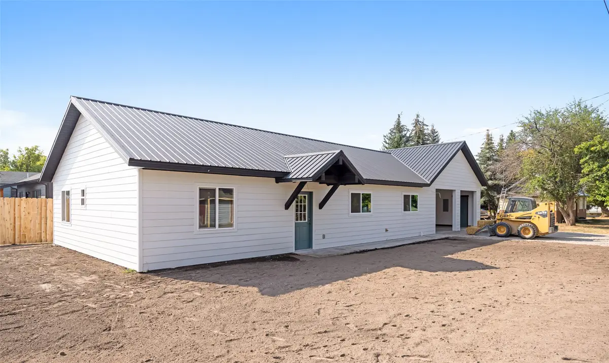 301 S Boyer Street, Plains, MT 59859 - Image #1