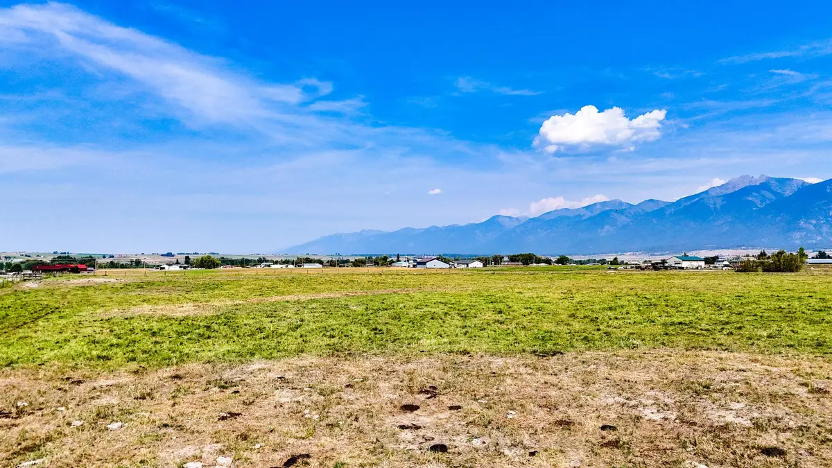 73579 Us Highway 93, Saint Ignatius, MT 59865 - Image #1