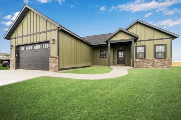 26 Granite Hill Lane, Great Falls, MT 59405