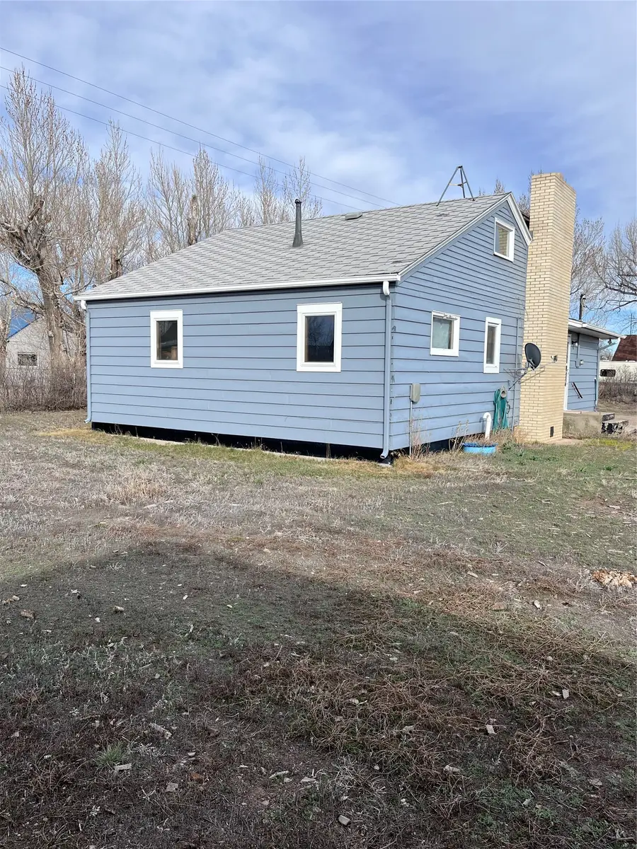 215 4th Avenue Nw, Kevin, MT 59454 - Image #3