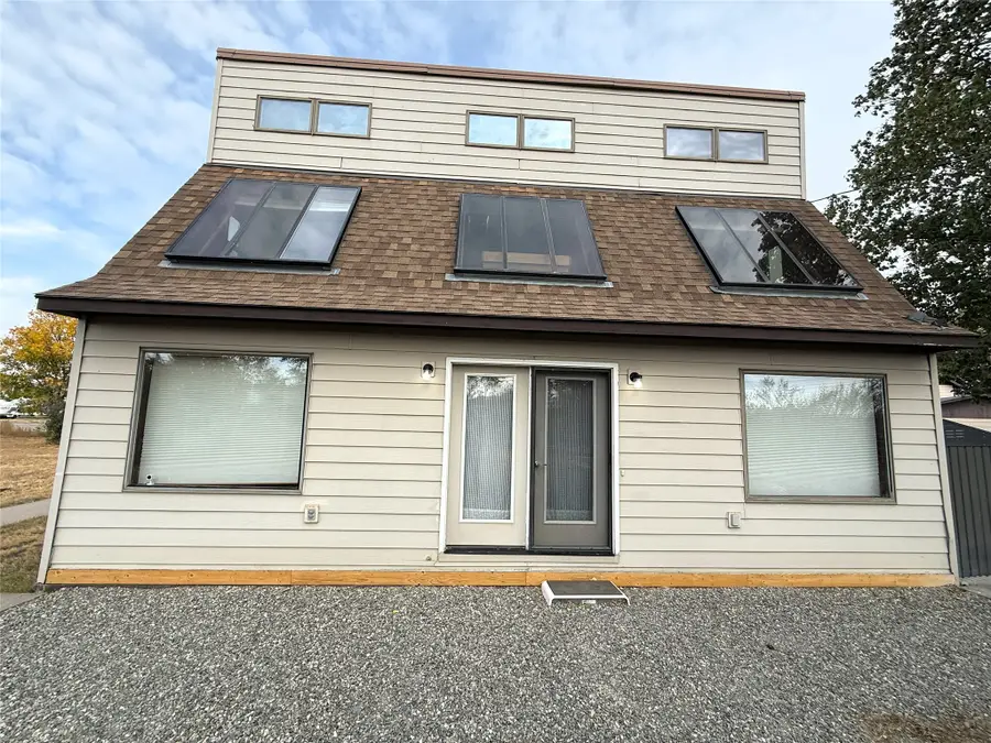 237 5th Avenue Ne, Cut Bank, MT 59427 - Image #2