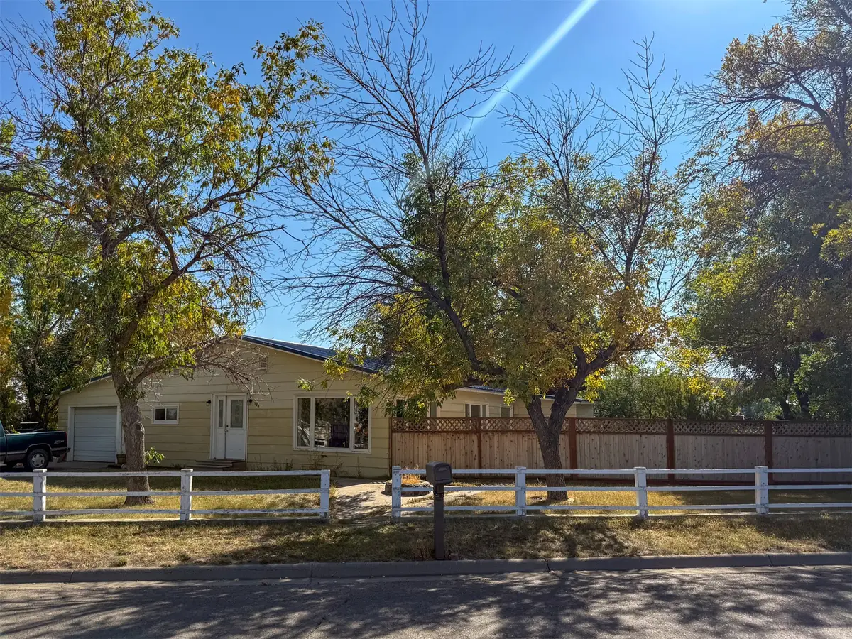124 Rosebud Street, Shelby, MT 59474 - Image #1