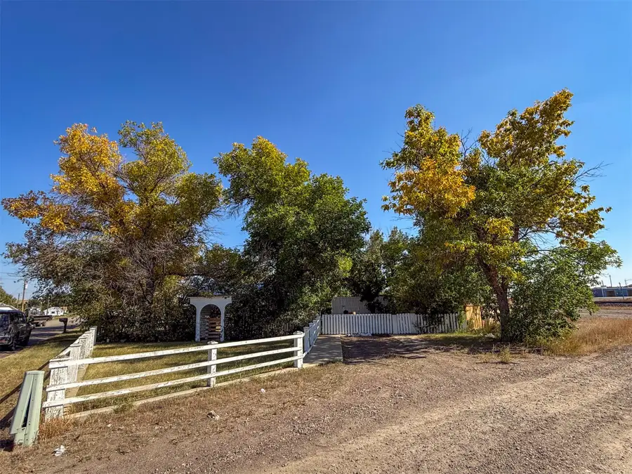 124 Rosebud Street, Shelby, MT 59474 - Image #2