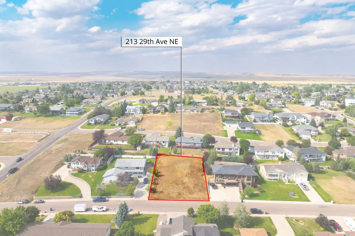 213 29th Avenue Ne, Great Falls, MT 59404 - Image #1
