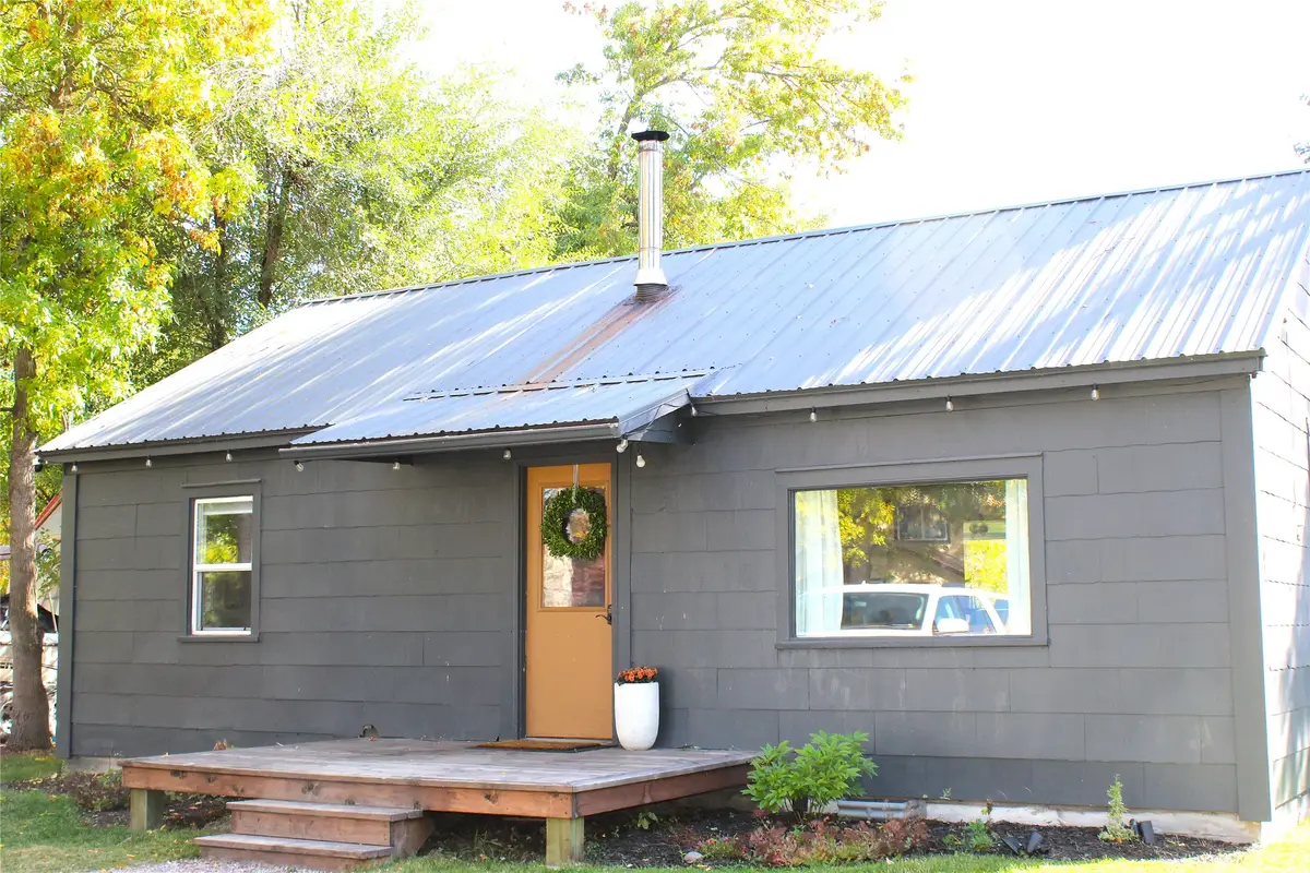 517 Eisenhower Street Sw, Ronan, MT 59864 - Image #1