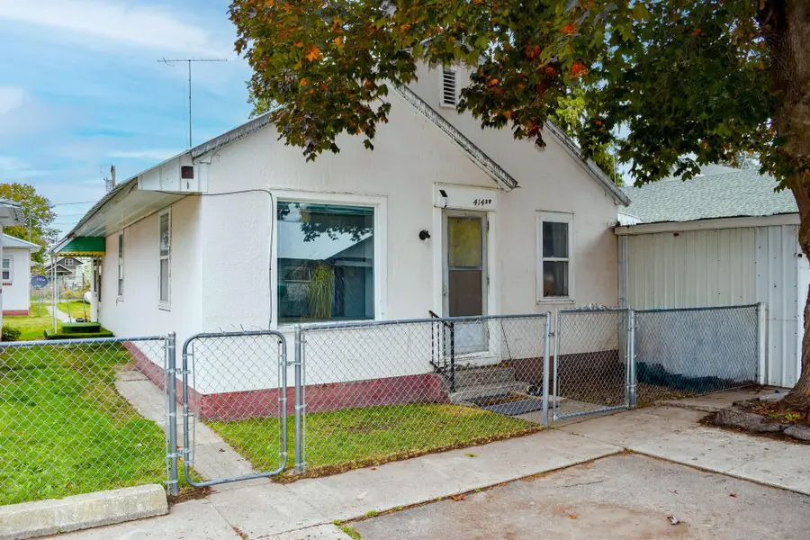 414 & 414 1/2 Buchanan Street Sw, Ronan, MT 59864 - Image #2