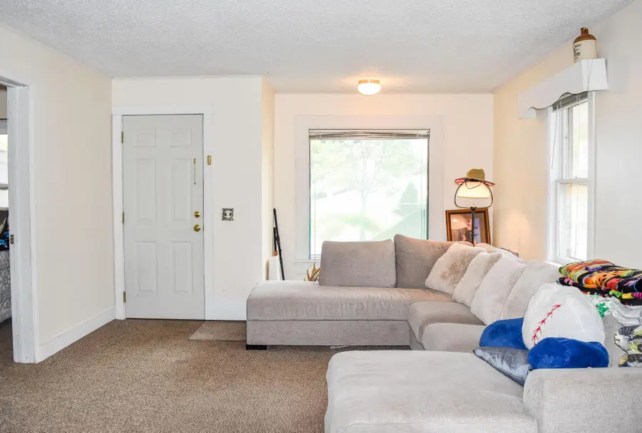 414 & 414 1/2 Buchanan Street Sw, Ronan, MT 59864 - Image #3