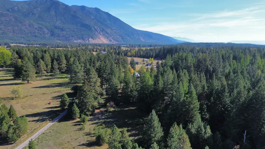 183 Middle View Trail S, Columbia Falls, MT 59912 - Image #3