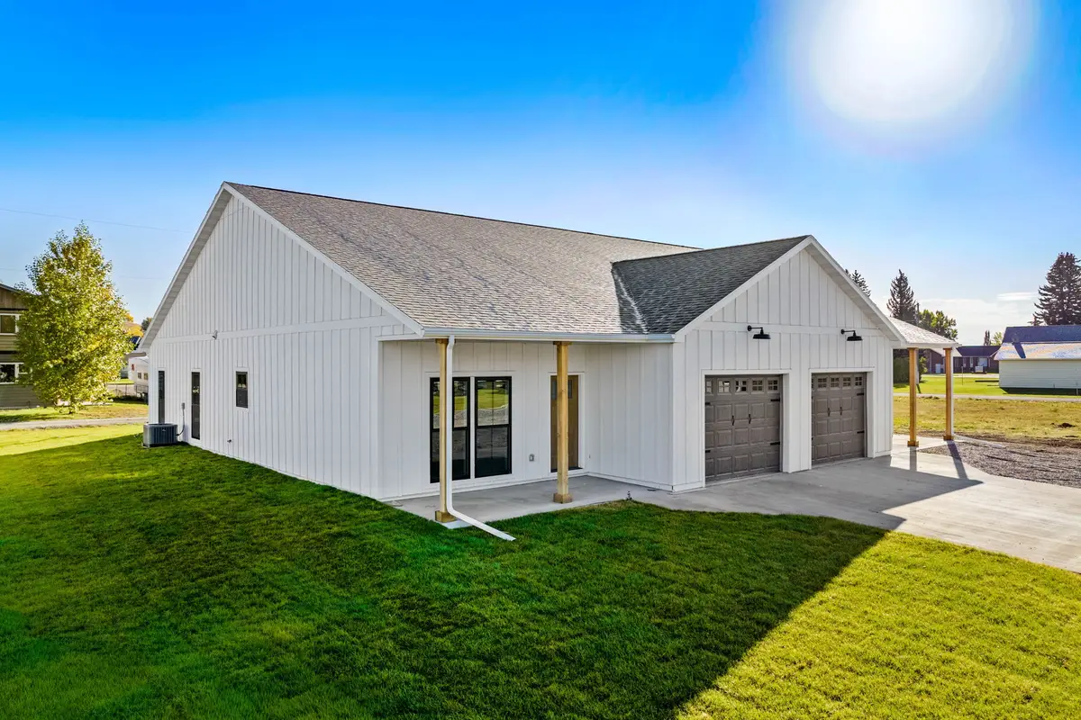 217 7th Avenue Ne, Choteau, MT 59422 - Image #1