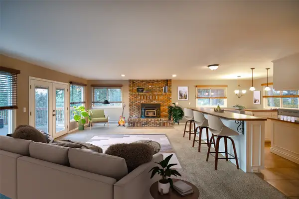 283 Lakeview Drive, Lakeside, MT 59922