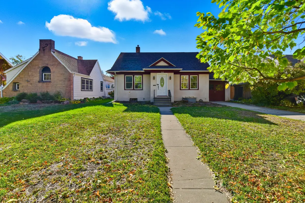 3008 1st Avenue N, Great Falls, MT 59401 - Image #1