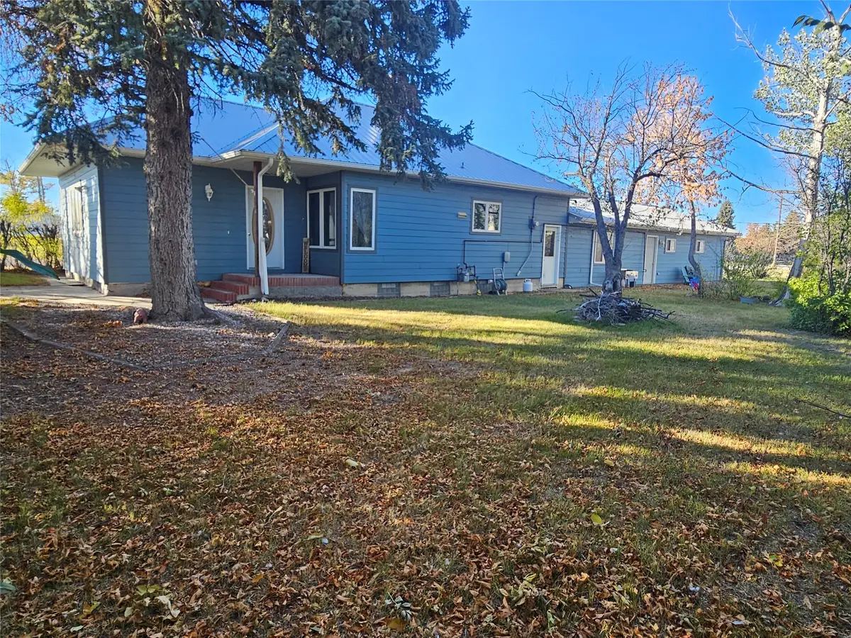 301 Choteau Avenue, Valier, MT 59486 - Image #1