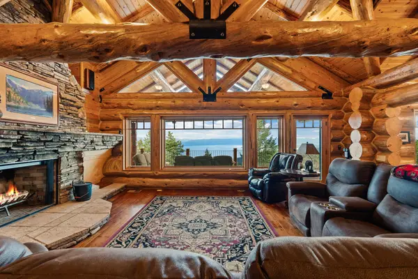 395 Buffalo Lane, Somers, MT 59932