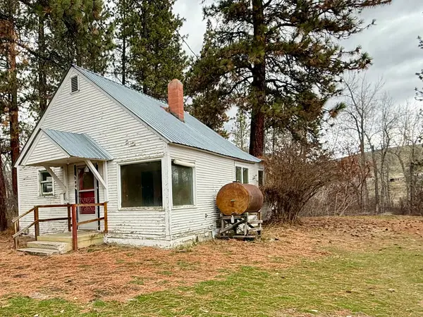 800 Central Avenue, Hot Springs, MT 59845