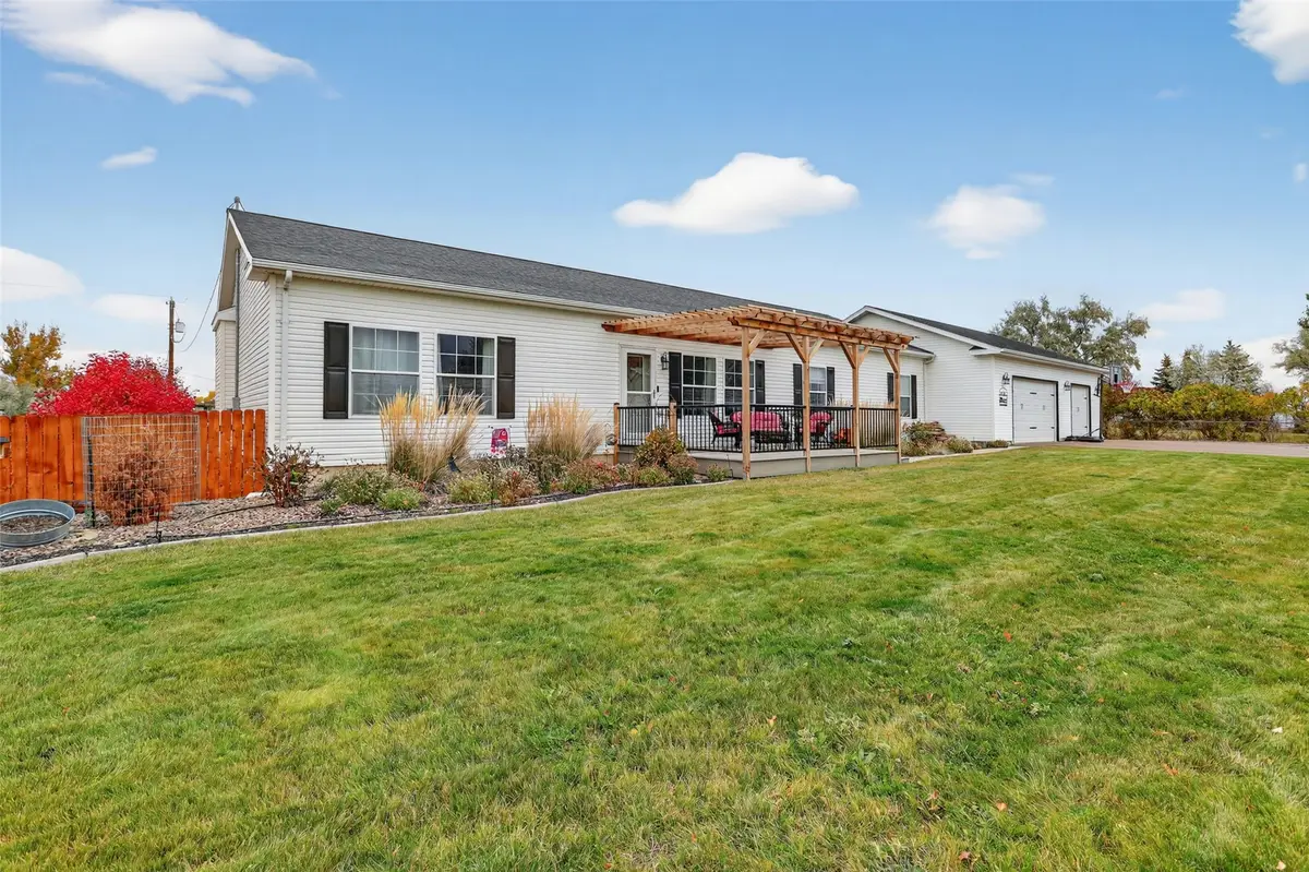 3217 Stagecoach Avenue, Great Falls, MT 59404 - Image #1