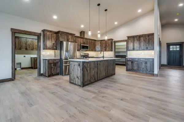 37 Hodgson Court, Columbia Falls, MT 59912