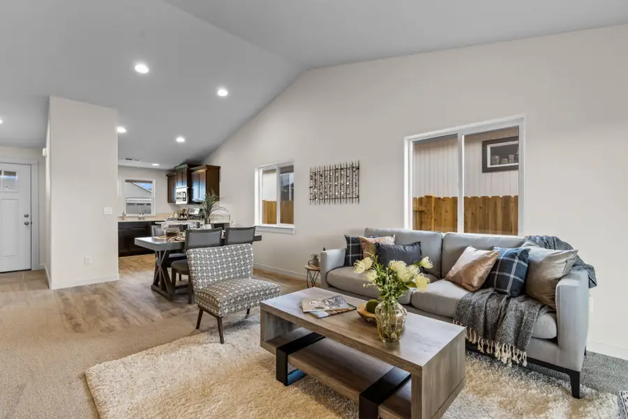 424 Needlegrass Lane, Kalispell, MT 59901 - Image #2