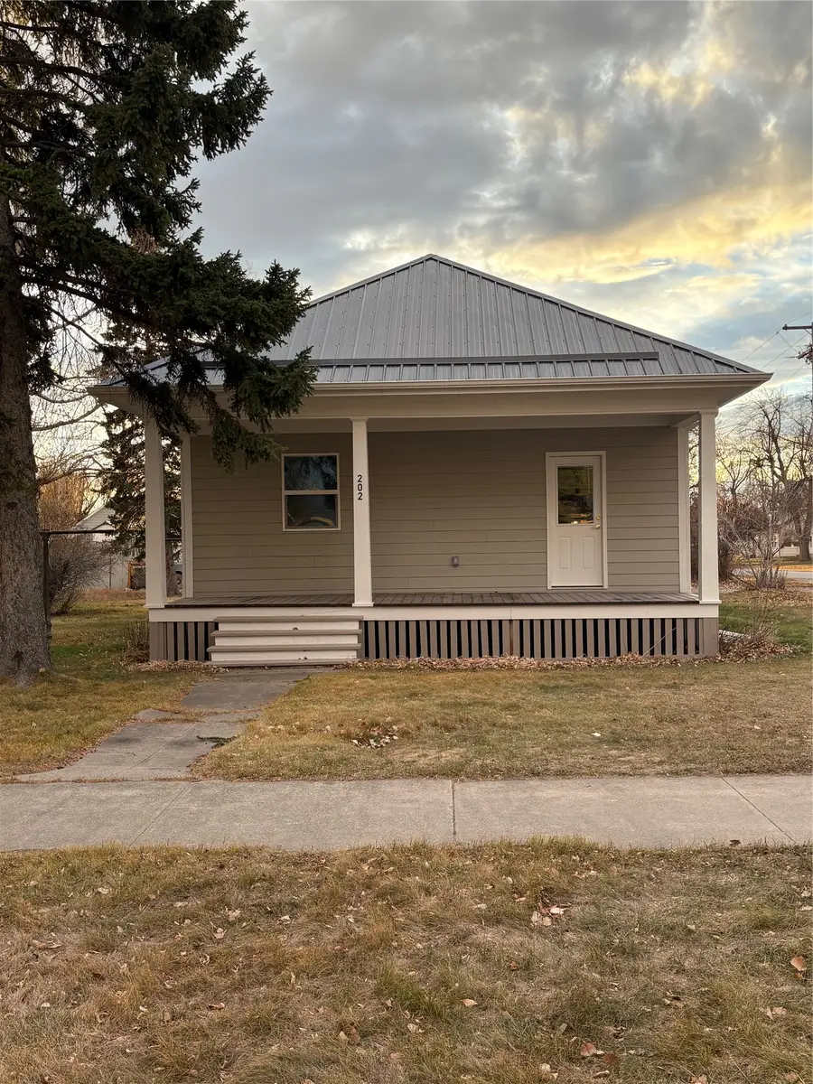 202 1st Avenue Sw, Choteau, MT 59422 - Image #2