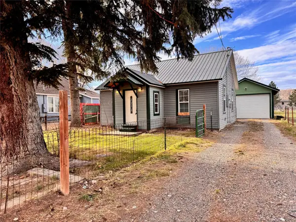 128 Lovers Lane, Fromberg, MT 59029