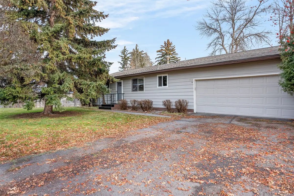 910 Como Drive, Missoula, MT 59804 - #1