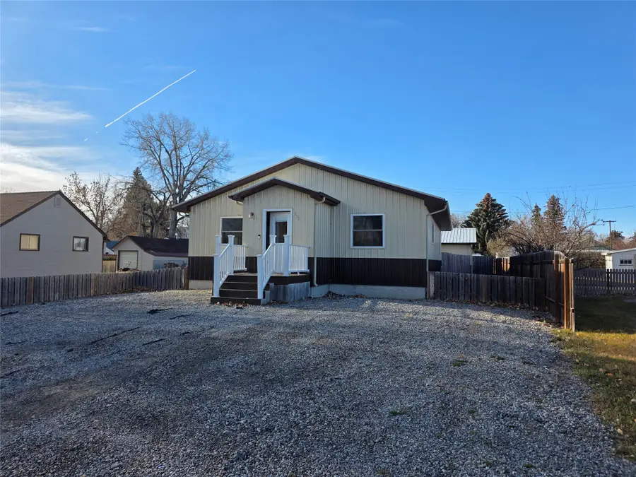 222 6th Avenue Ne, Choteau, MT 59422 - Image #3