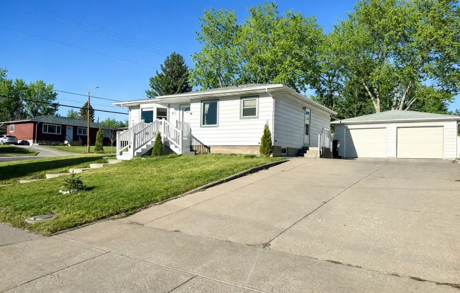 401 27th Avenue Ne, Great Falls, MT 59404 - Image #2
