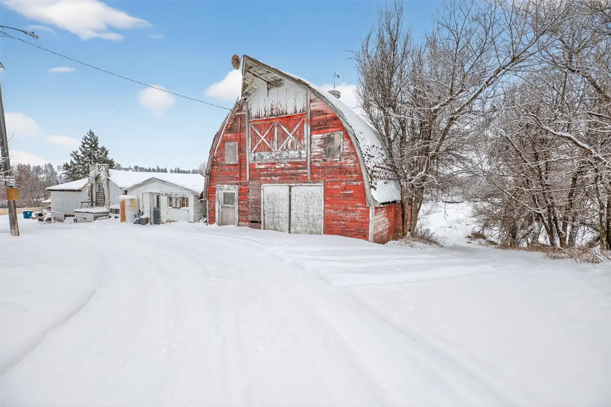 156 SW Roundhouse Loop, Lewistown, MT 59457 - Image #1