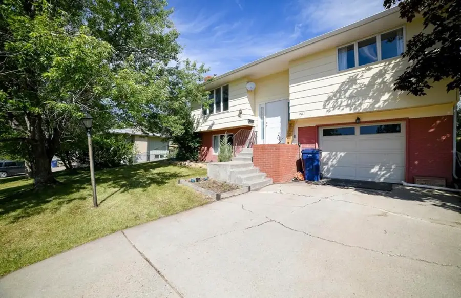 781 33a Avenue Ne, Great Falls, MT 59404 - #3