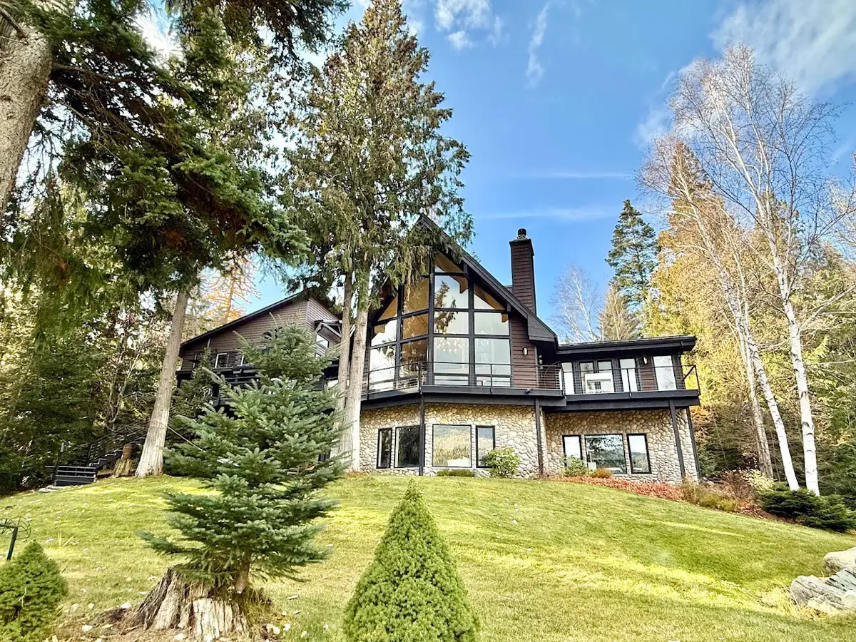 17562 W Swan Shores Road, Bigfork, MT 59911 - Image #1