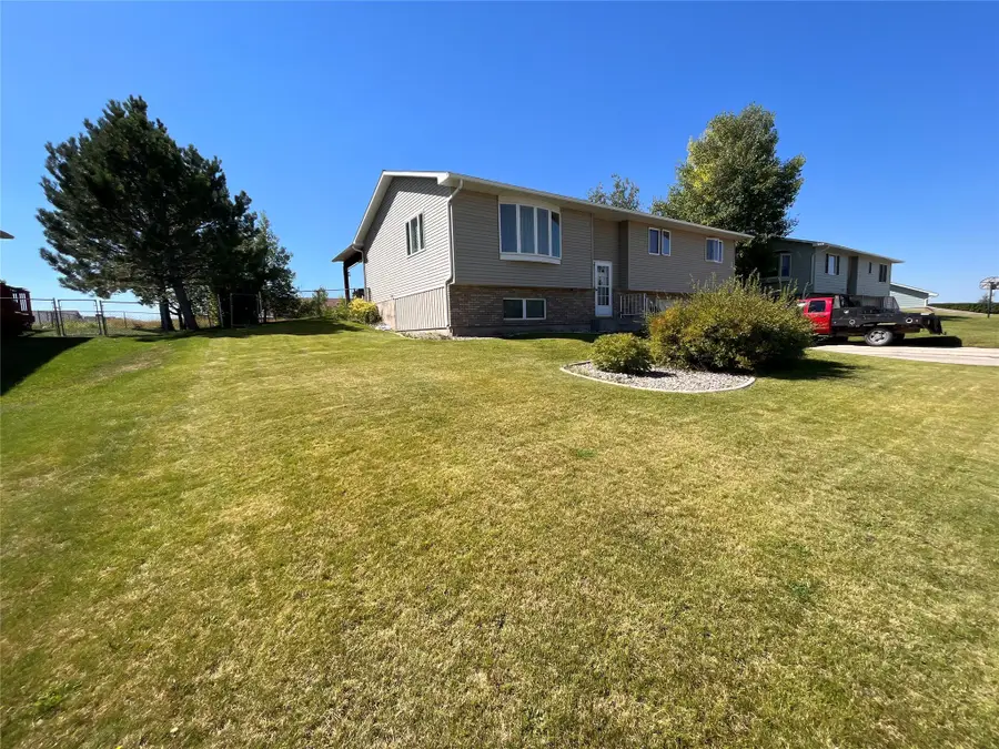 110 Turquoise Drive, Lewistown, MT 59457 - Image #2