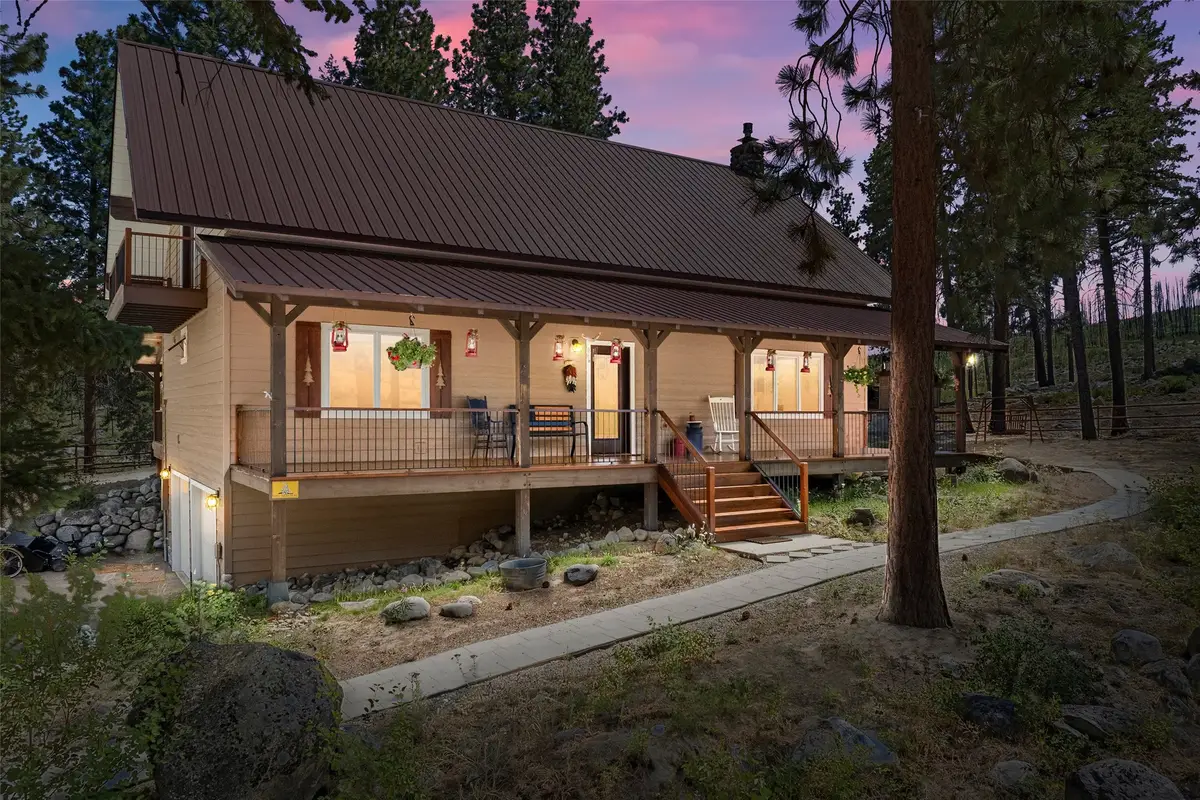 439 Roaring Lion Road, Hamilton, MT 59840 - Image #1