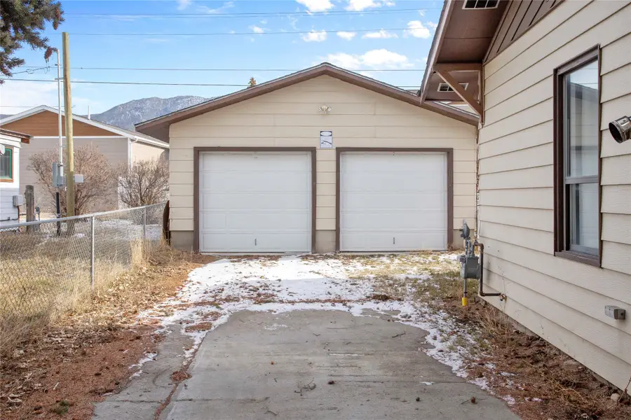 1810 Thornton Avenue, Butte, MT 59701 - #3