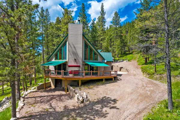 29 Pine Tree Lane, Monarch, MT 59463