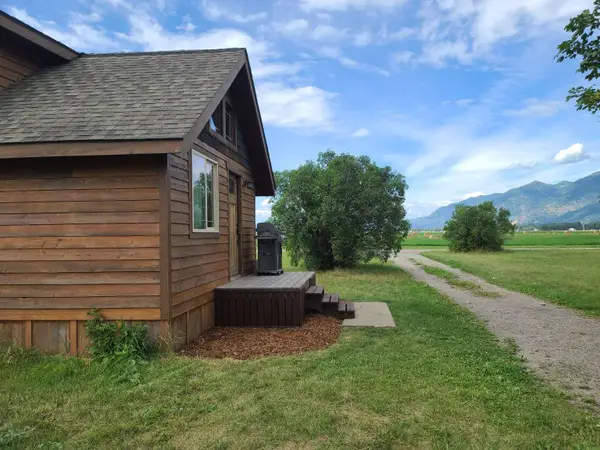 106 Splendid View Drive, Kalispell, MT 59901