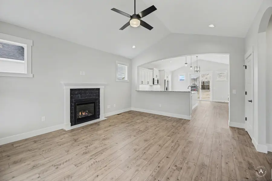 2909 Adam Run Avenue, Helena, MT 59601 - Image #2