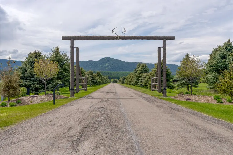 700 Lodgepole Road, Whitefish, MT 59937 - Image #2