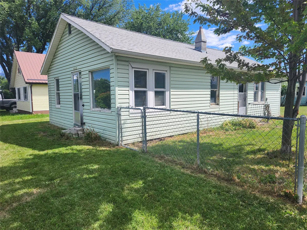 502 6th Avenue E, Polson, MT 59860 - Image #1
