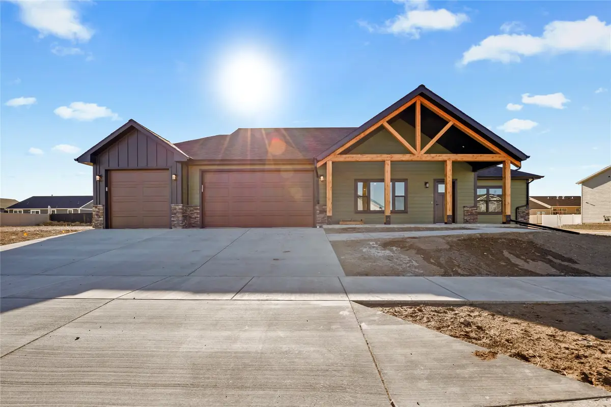 200 42nd Avenue Ne, Great Falls, MT 59404 - #1