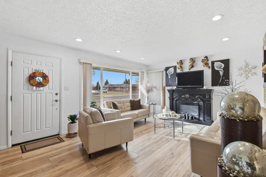 225 21st Avenue Nw, Great Falls, MT 59404 - #3