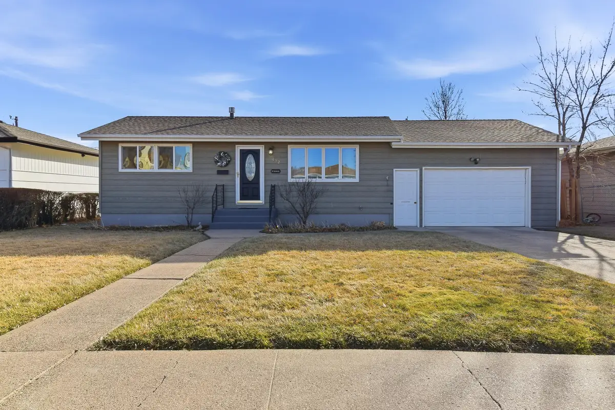 432 23rd Avenue Ne, Great Falls, MT 59404 - #1