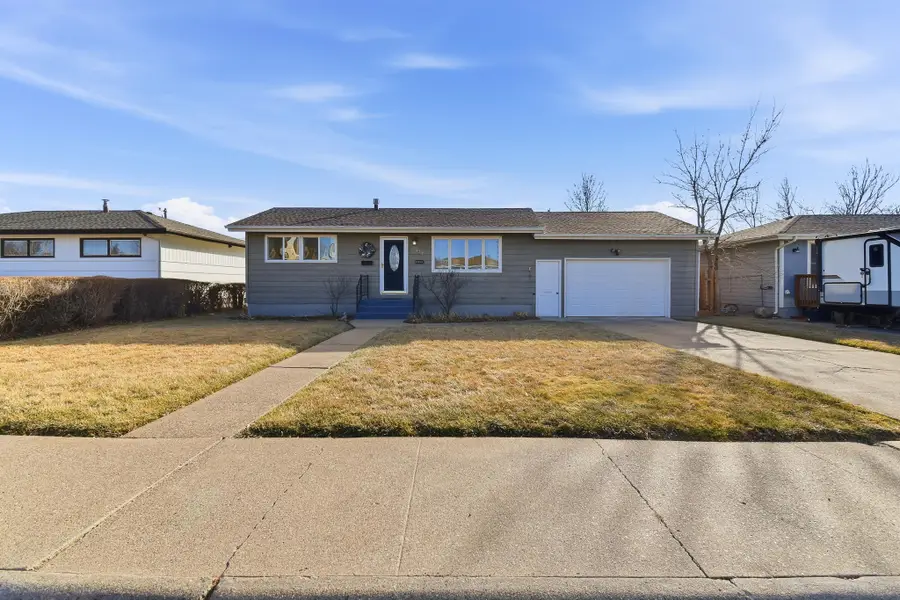 432 23rd Avenue Ne, Great Falls, MT 59404 - #3