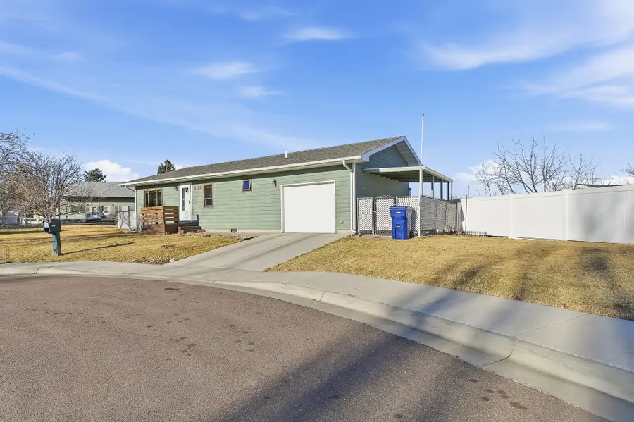 808 43rd Street N, Great Falls, MT 59405 - Image #2